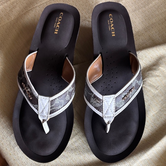 Coach Black Footbed White-Trim Logo Strap Thong Sandals - Picture 4 of 16